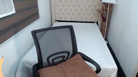 khalifa foxxx online show from 14, 1, 2025