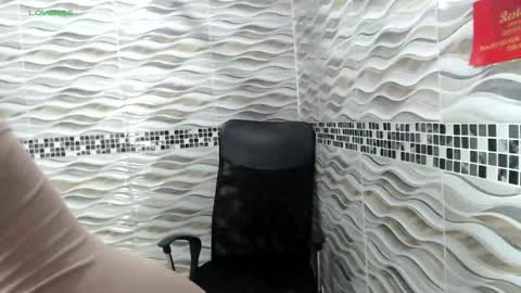 khloe33 online show from 16, 9, 2025