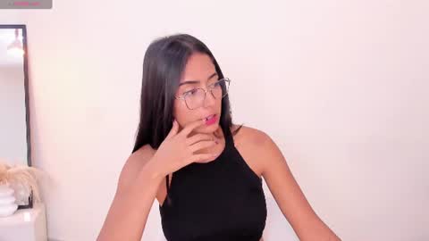 Snapshot of khloe_houston chatting on 11, 6, 2026 Khloe online show from 11, 6, 2026