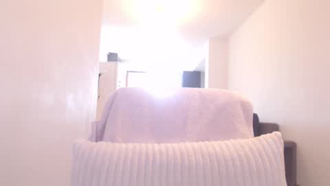 Khloe online show from 24, 9, 2025