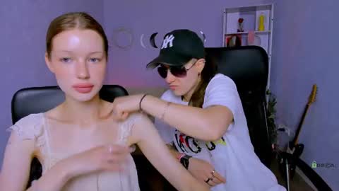 Snapshot of khloebeauty chatting on 24, 6, 2026 khloebeauty online show from 24, 6, 2026