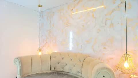 Snapshot of khloeblake chatting on 14, 1, 2026 Khloe online show from 14, 1, 2026