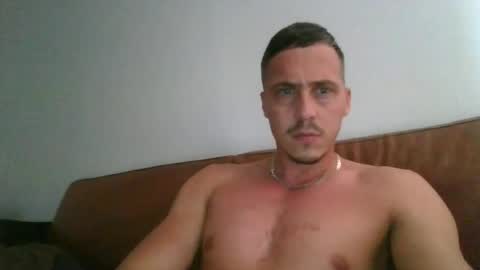 Snapshot of khorny142 chatting on 5, 7, 2026 khorny142 online show from 5, 7, 2026
