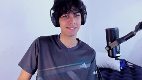 khozler_ online show from 11, 12, 2024