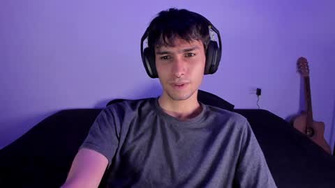 Snapshot of khozler_ chatting on 1, 2, 2025 khozler_ online show from 1, 2, 2025