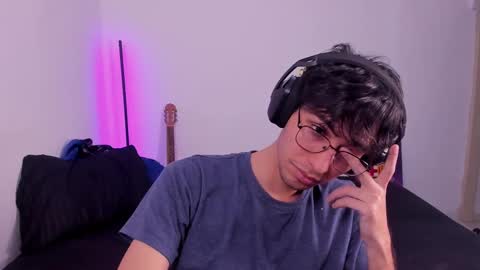 Snapshot of khozler_ chatting on 11, 3, 2025 khozler_ online show from 11, 3, 2025