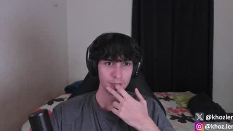 Snapshot of khozler_ chatting on 22, 10, 2025 khozler_ online show from 22, 10, 2025