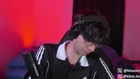 Snapshot of khozler_ chatting on 30, 10, 2025 khozler_ online show from 30, 10, 2025