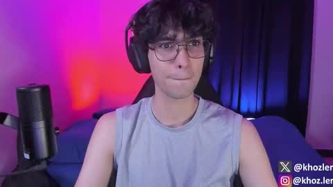 Snapshot of khozler_ chatting on 6, 11, 2025 khozler_ online show from 6, 11, 2025