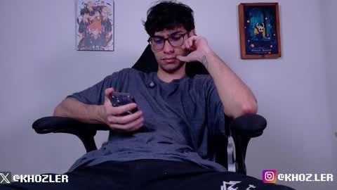Snapshot of khozler_ chatting on 6, 4, 2026 khozler_ online show from 6, 4, 2026