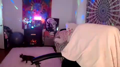 Snapshot of khwildnnout chatting on 16, 10, 2025 KELLYWILDNNOUT online show from 16, 10, 2025