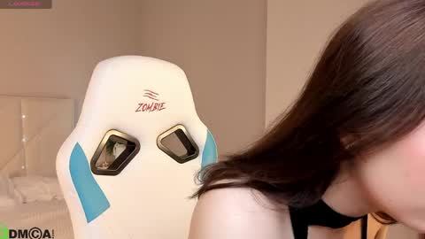 Ellie online show from 27, 4, 2026