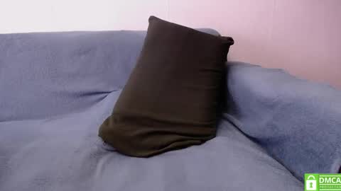 Snapshot of kiabigdick chatting on 21, 3, 2026 Hey Im Ivan everyday online 9am to 6pm 6 GMT Help me Reach K FollowerslPut your finger up online show from 21, 3, 2026