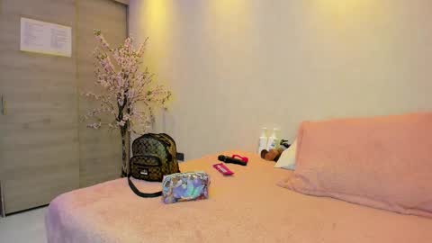    N         M online show from 18, 10, 2025