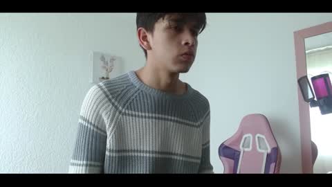 Adrian  Chlloe online show from 5, 1, 2025