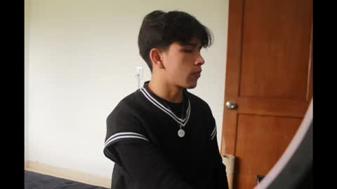 Adrian  Chlloe online show from 17, 10, 2025