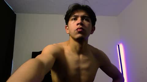 Adrian  Chlloe online show from 12, 11, 2025