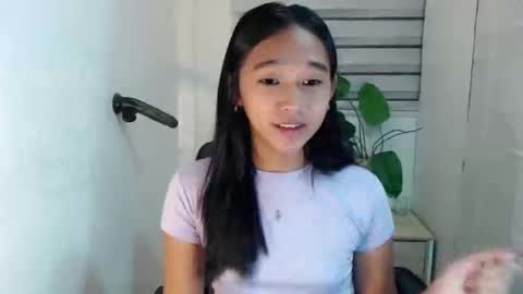 Snapshot of kiara_bedisa143 chatting on 12, 2, 2025 i love bella online show from 12, 2, 2025