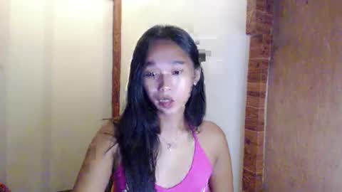 Snapshot of kiara_bedisa143 chatting on 5, 3, 2025 i love bella online show from 5, 3, 2025