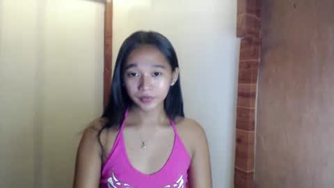 Snapshot of kiara_bedisa143 chatting on 5, 3, 2025 i love bella online show from 5, 3, 2025