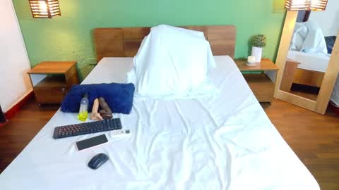 Snapshot of kiara_evanss chatting on 8, 2, 2025 Kiara online show from 8, 2, 2025