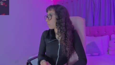 Snapshot of kiara_lovelyy chatting on 23, 5, 2026 Kiara online show from 23, 5, 2026