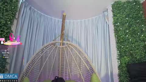 Kiara Zahiri online show from 25, 10, 2025