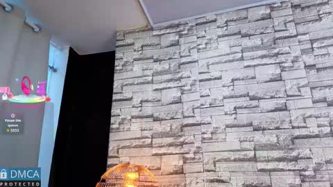 Kiara Zahiri online show from 27, 11, 2025