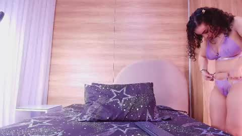 kiaralopez_ online show from 8, 5, 2026