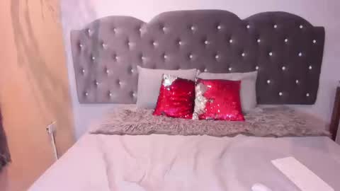 Kiara online show from 11, 9, 2025