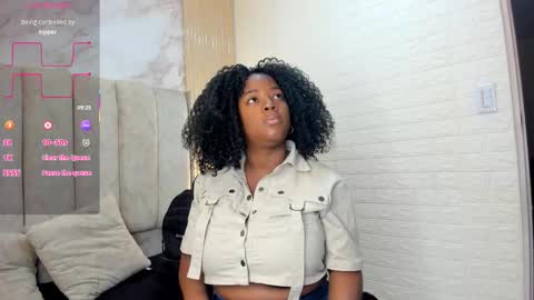 kiarazafira online show from 13, 9, 2025