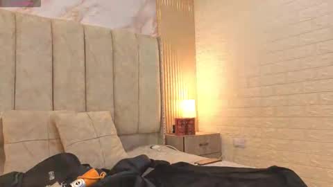 kiarazafira online show from 13, 10, 2025