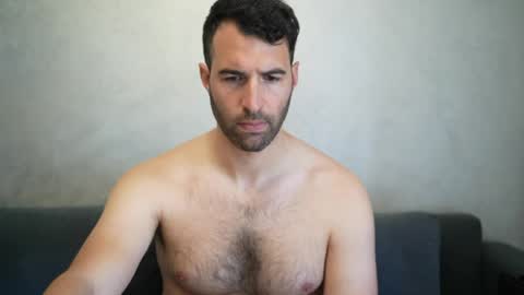 Snapshot of kiatog5 chatting on 1, 4, 2026 Manu online show from 1, 4, 2026