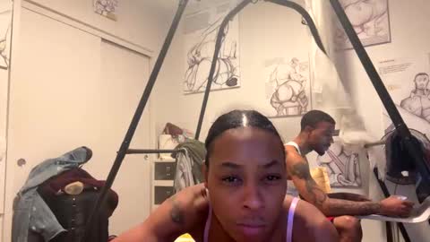 HunneysPlayRoom online show from 9, 1, 2025