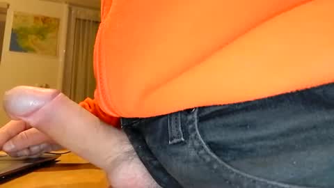 Snapshot of kickassbennnny chatting on 8, 11, 2025 kickassbennnny online show from 8, 11, 2025