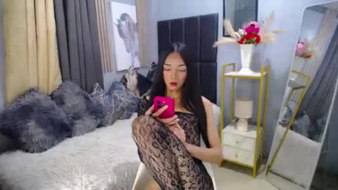 kieramoore online show from 23, 10, 2025