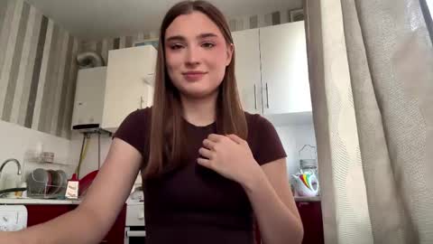 Snapshot of kierstentates chatting on 7, 3, 2026 Ola my name is Lissa Lets hit 10 Thumbs Up together online show from 7, 3, 2026