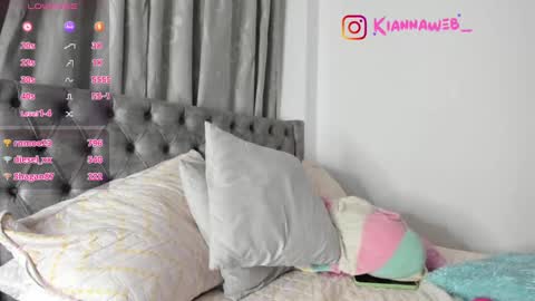 INSTAGRAM Kiannaweb  online show from 3, 3, 2025