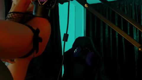 Kizuky online show from 26, 2, 2025