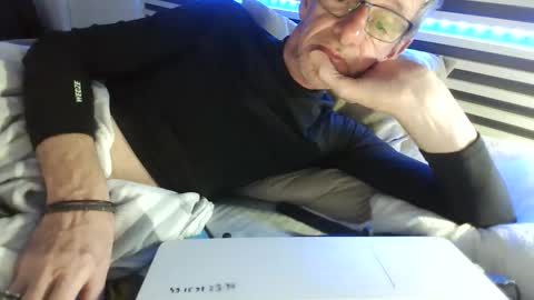 kiki3366 online show from 31, 1, 2026