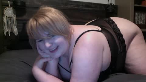Kiki online show from 8, 3, 2025