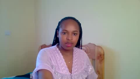 Snapshot of kiki_beby chatting on 9, 5, 2026 Angela online show from 9, 5, 2026