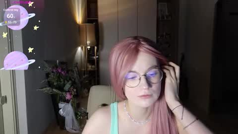 kiki_blue_eyes online show from 19, 1, 2026