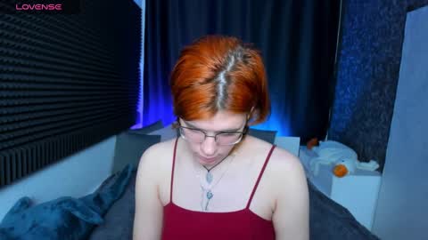 Snapshot of kiki_krash chatting on 3, 12, 2024 Kiki online show from 3, 12, 2024