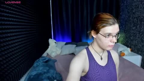 Snapshot of kiki_krash chatting on 9, 1, 2025 Kiki online show from 9, 1, 2025