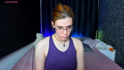 Snapshot of kiki_krash chatting on 10, 1, 2025 Kiki online show from 10, 1, 2025