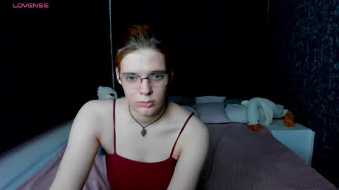 Snapshot of kiki_krash chatting on 12, 1, 2025 Kiki online show from 12, 1, 2025