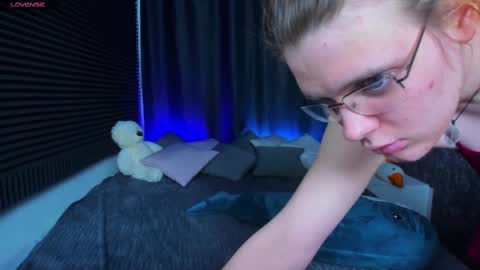 Snapshot of kiki_krash chatting on 14, 2, 2025 Kiki online show from 14, 2, 2025