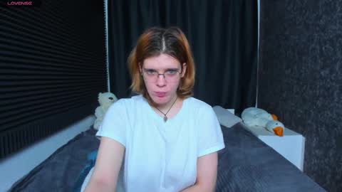Snapshot of kiki_krash chatting on 17, 2, 2025 Kiki online show from 17, 2, 2025