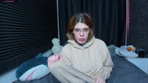 Snapshot of kiki_krash chatting on 20, 2, 2025 Kiki online show from 20, 2, 2025